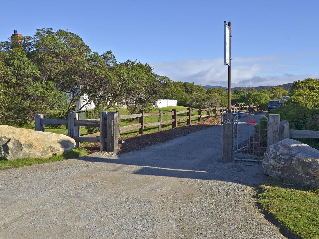 Aireys Inlet Lighthouse Retreat Panzió Kültér fotó